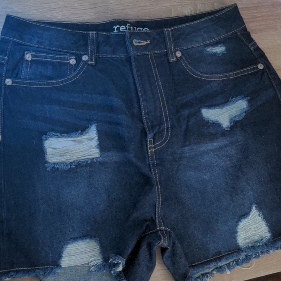 US Size 7 - High Waisted Mom Shorts - Picture 3 of 4